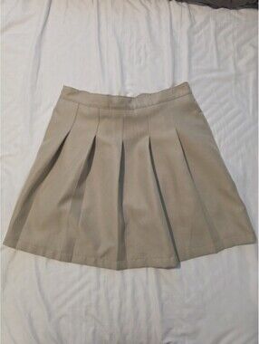 Izod School Uniform Khaki Skirts With Shorts Underneath Size 14.5